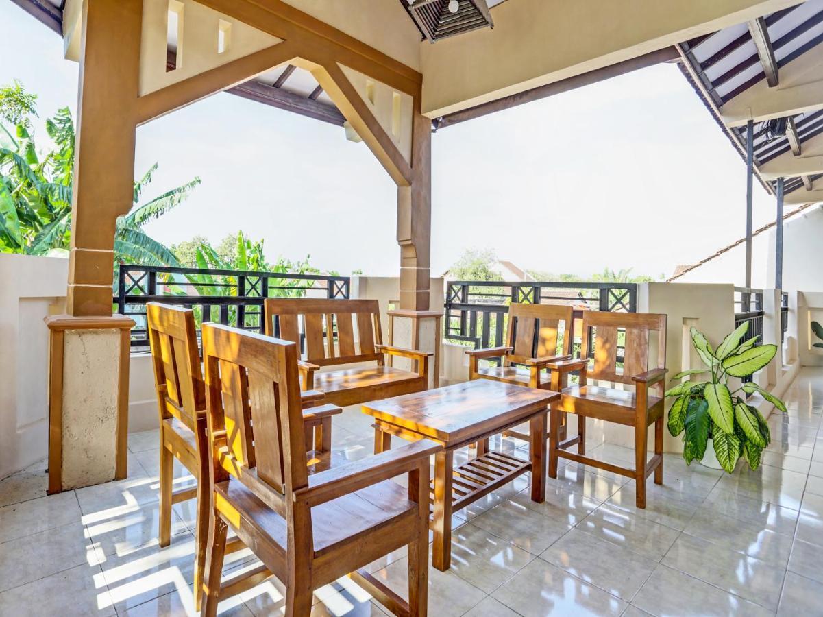 Oyo 91261 Cita Suraya Homestay Banyuwangi  Zewnętrze zdjęcie