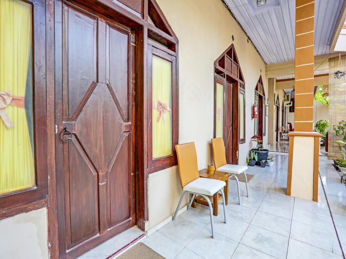 Oyo 91261 Cita Suraya Homestay Banyuwangi  Zewnętrze zdjęcie