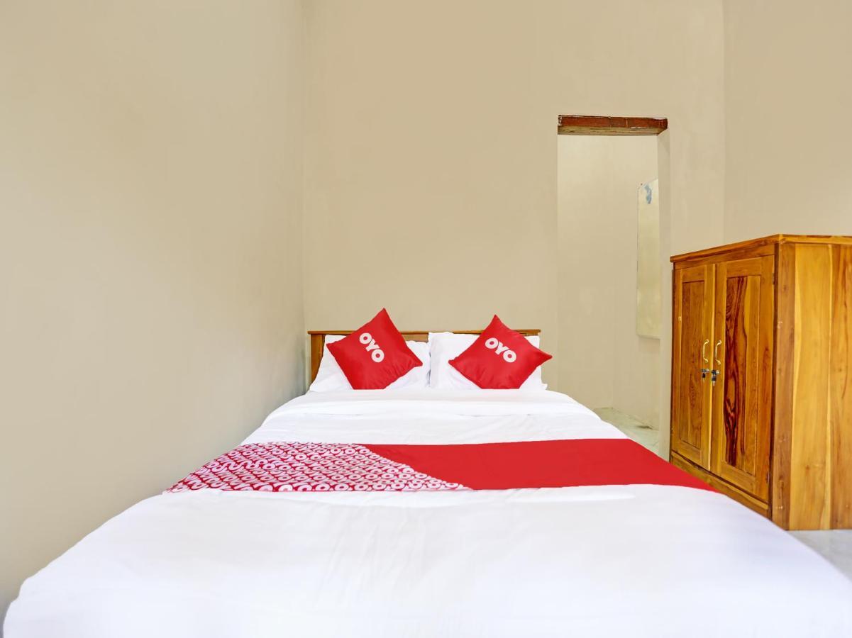 Oyo 91261 Cita Suraya Homestay Banyuwangi  Zewnętrze zdjęcie
