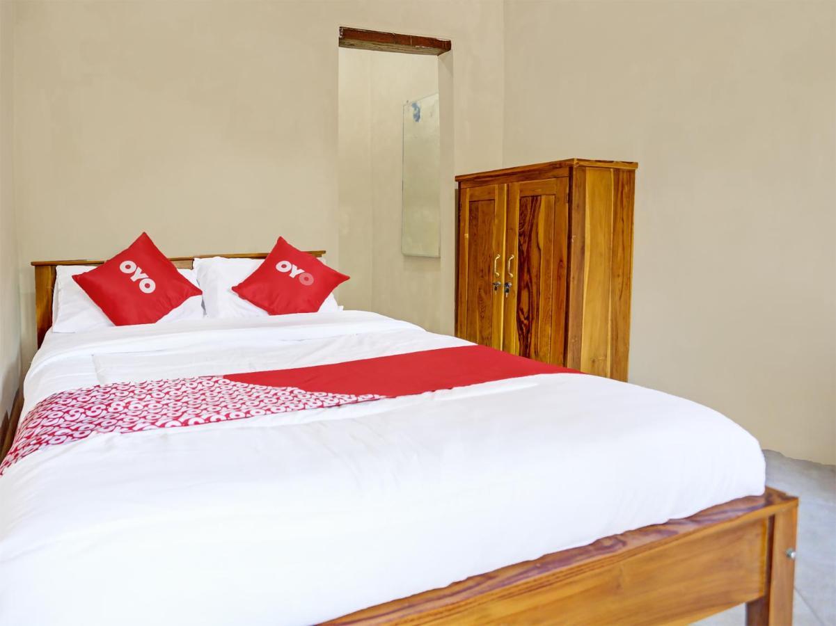 Oyo 91261 Cita Suraya Homestay Banyuwangi  Zewnętrze zdjęcie