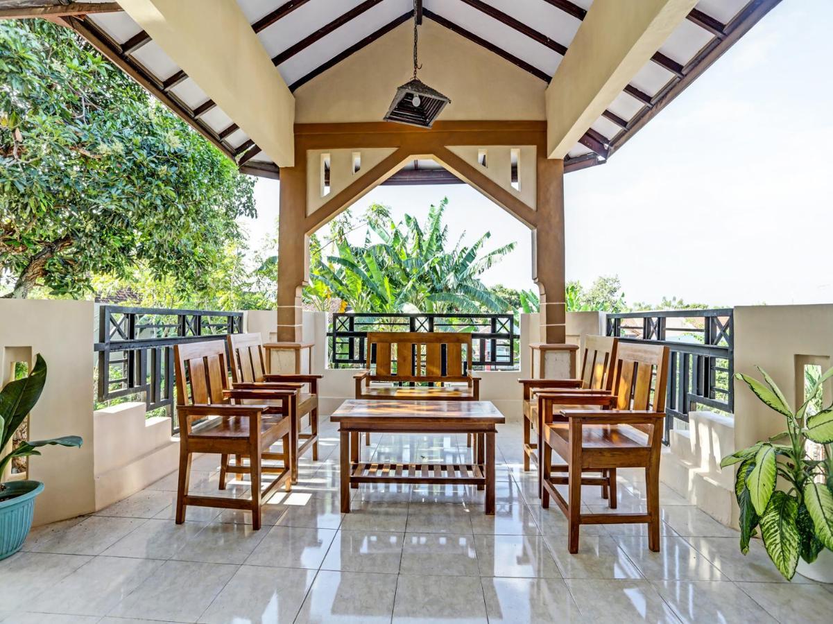 Oyo 91261 Cita Suraya Homestay Banyuwangi  Zewnętrze zdjęcie